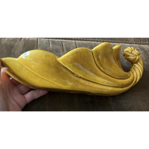 Vintage Royal Haeger Cornucopia Horn of Plenty Planter Mid-Century READ - Picture 3 of 11